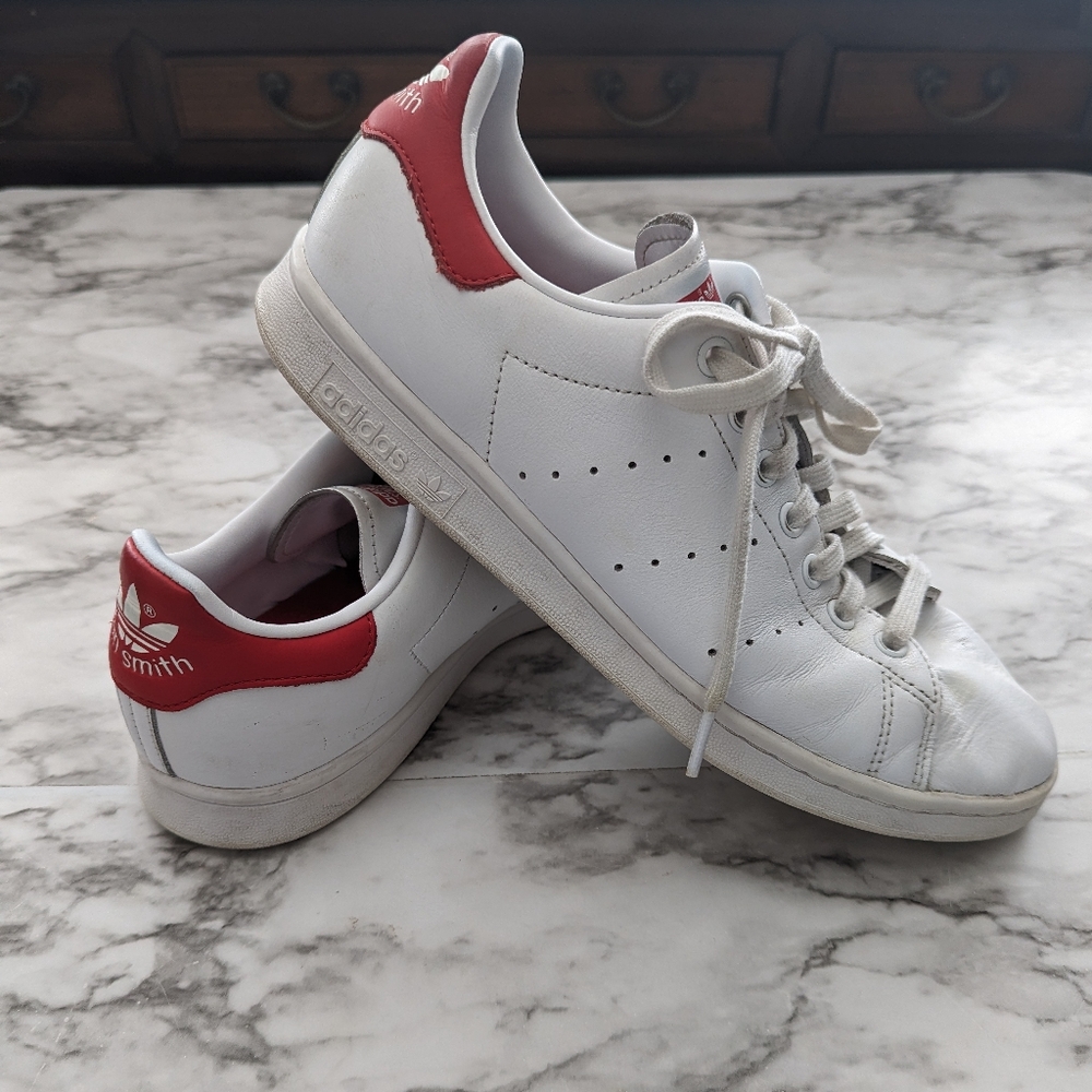 Adidas Stan Smith White with Red size 9.5